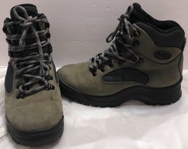 VTG Vasque 7185 Green Skywalk Hiking Shoes Sz 6 Trail Hike Terrain Older... - $64.34