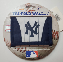 New York Yankees Logo Nylon Tri Fold Wallet Official MLB  NEW 2013 - £15.44 GBP