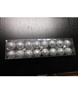 Mini Shatterproof Glitter Silver 1&quot; Ball Ornaments 16/Pk - $11.80 CAD
