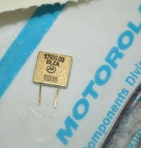 Motorola RLZA Crystal with Gold Leads KHz 17935.00 - $14.84