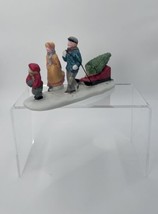 Vintage LEMAX “Family Pulling Tree” Porcelain Dickensvale 1994 - £13.10 GBP