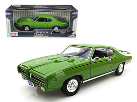1969 Pontiac GTO Judge Green 1/18 Diecast Car Model by Motormax - $2,234.00 MXN