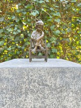 Dreaming Child – Bronze Sculpture. 7x9x16cm - $2,885.00 MXN