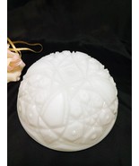 1218 Antique Westmoreland Hobstar Milk Glass Serving Bowl - $13.83 CAD