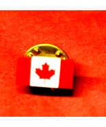 Vintage Canada flag pinback - £9.34 GBP