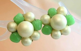 Elegant Jade Green Glass &amp; Faux Pearl Silver-tone Clip Earrings 1960s vintage 1&quot; - £9.89 GBP