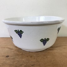 Vtg Glazed Grape Painted Terra Cotta Redware Serving Dish Bowl MM Portugal 8.5“ - £29.22 GBP