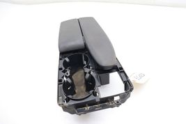 08-11 MERCEDES-BENZ W204 C300 CENTER CONSOLE ARMREST CUP HOLDER E0689 image 4
