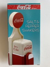 NEW Coca Cola Diner Collection Salt &amp; Pepper Shakers Vending Machine Design 1993 - £11.31 GBP