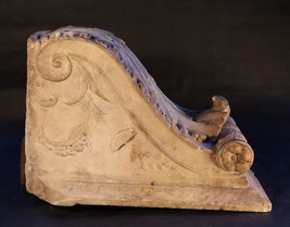 Fine Imperial Roman Marble Modillion- Corbel with Acanthus leaf - $34,551.00