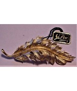 Vtg CORO Gold-tone Leaf Pin Brooch NWT - £32.94 GBP
