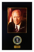 Gerald R. Ford in Person Signed Photograph Musuem Framed - £458.12 GBP