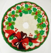 Christmas Wreath Latch Hook Rug Completed Wall Art Hanging Or Tree Skirt 33&quot; - £47.81 GBP