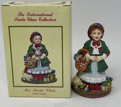 International Santa Claus Collection - UNITED STATES - Mrs Santa Claus MC02 - $18.00