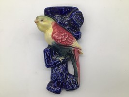 Vintage Ceramic Parrot Wall Pocket Vase Colorful Bird Wall Hanging 7&quot; - $460.40 MXN