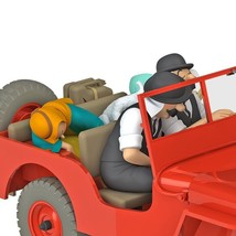 The Red Jeep Willys 1/24 Voiture Tintin car Tintin &amp; The Land of Black G... - £78.55 GBP