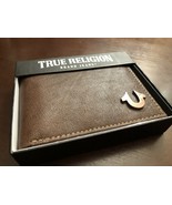 True Religion Opal Mens Brown Tri-fold RFID Wallet New In Box TR201358 - $570.01 MXN