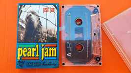 Pearl Jam TEN Europe release cassette Grunge Cassette Tape Eddie Vedder  - £10.07 GBP