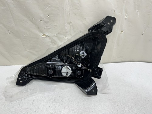 92306-M7000 2019 2020 2021 KIA FORTE FRONT RIGHT FOG LIGHT TURN SIGNAL Item image 10