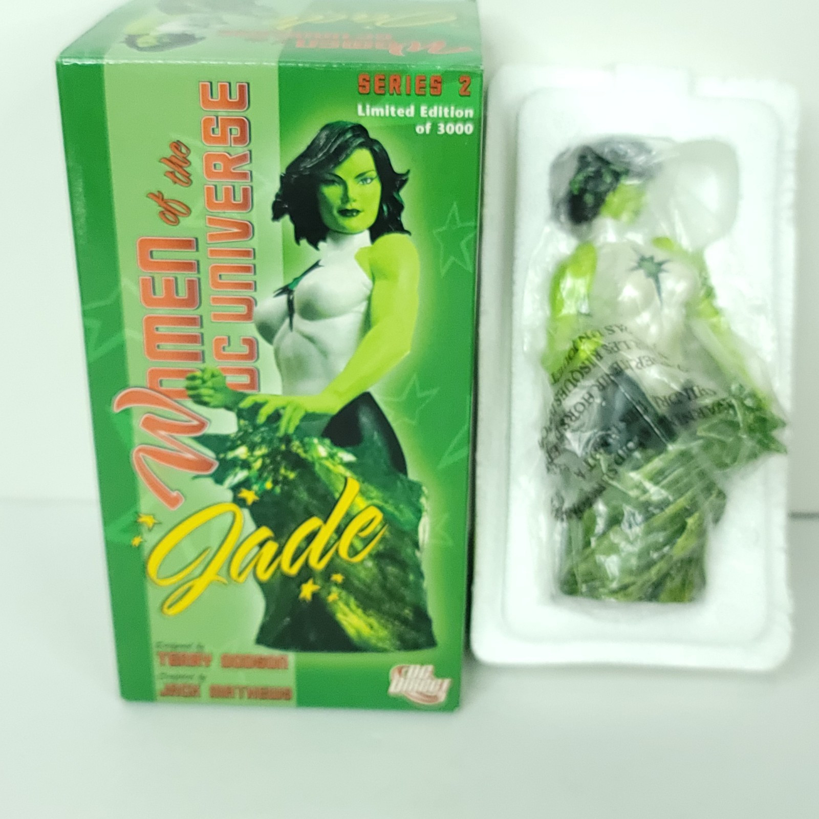 DC Direct Women of the DC Universe Series 2 Jade Mini-Bust 2343/3000 NEW - $64.34