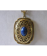 Vintage Avon &quot;Yesteryear Picture Locket&quot; Pendant Necklace, 1973 - Faux L... - $16.99