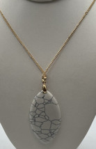 Jewelry Necklace  Pendant Faux Stone Acrylic Blue Cracked Cable Chain Gold Tone - £7.47 GBP