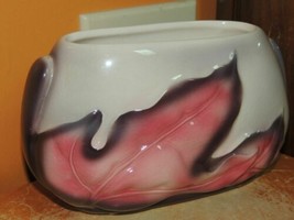 Royal Copley Art Pottery 7.5&quot;x4.5&quot; Vase Mid Century pink purple maple leaf - £13.72 GBP