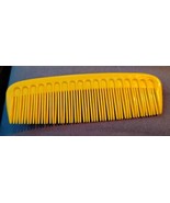 Retro Tupperware Comb Bright Yellow Pocket Size Hair Styling Tool NEW - $20.06 CAD