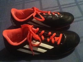 Adidas cleats Size 5.5 black soccer baseball softball girls athletic shoes - £19.92 GBP