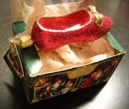 Merck Family's Old World Christmas Ornament 2001 The Ruby Slipper Original Box - £7.04 GBP