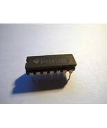 Espec. Military SN54132 N Quadruple 2-INPUT Positive-Nand Schmitt Triggers - €5,01 EUR