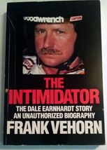 The intimidator: The Dale Earnhardt story : an unauthorized biography - $276.79 MXN