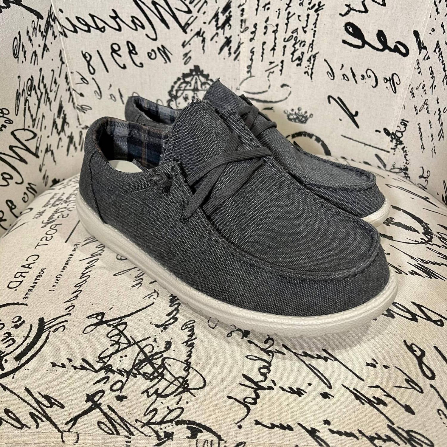 Very G mister j ron sneakers Black - $44.00