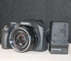 Sony Cyber-shot DSC-HX100V 16.2MP 30X Zoom Bridge Digital Camera - Black - £67.01 GBP