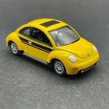 Johnny Lightning Herbie Disney 2004 VW Beetle Volkswagen Yellow Diecast 1/64 - £17.00 GBP