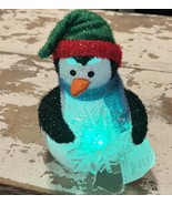 Avon Penquin Christmas Light Up Pals Changes Color Flashes 2012 - $19.24 CAD