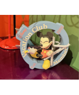Disney Vacation Club Mickey Mouse Ornament NEW - $679.35 MXN