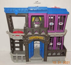 2012 Fisher Price Imaginext DC Super Friends Batman Gotham City Jail Playset GUC - $14.80