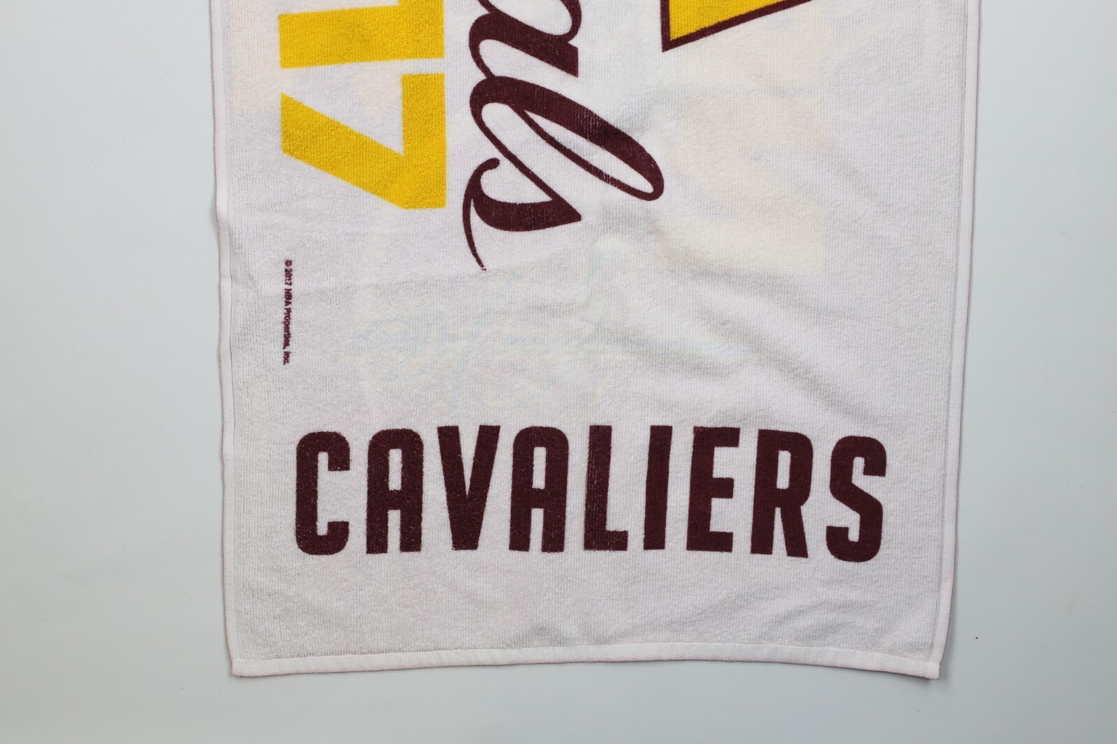Vintage Y2K NBA Basketball 2017 NBA Finals Cleveland Cavaliers Basketball Towel Item image 10