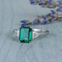 3.25Ct Simulated Green Emerald Three Stone Engagement Ring 14k White Gold Plated - £113.19 GBP