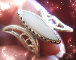 Haunted RING BLOOD MOON ECLIPSE CLEARING PAST RELEASE MAGICK RARE WITCH  image 2
