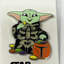 2024 Disney Parks Star Wars The Mandalorian Grogu Halloween Glow Dark OE Pin - £13.16 GBP