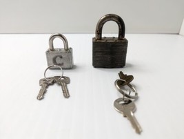 2 Vintage Master Locks With Keys No 5 &amp; No 22 Made In USA Free Shipping  - £19.23 GBP