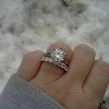 1.75Ct Rotondo Pietra a Forma Di Fidanzamento Matrimonio Sposa Set Anell... - $139.38