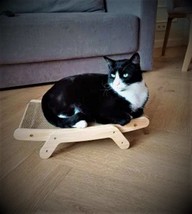 Versatile Wooden Cat Scratcher and Cozy Bed: Perfect for Play and Rest! - - £29.53 GBP