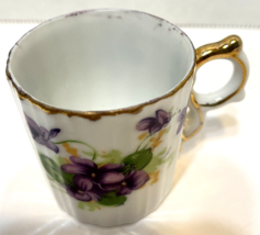 Vintage Hand Painted Mini 1.75&quot; Tea Cup Purple Floral Gold Trim Signed EWN - £12.19 GBP