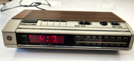General Electric Digital Alarm Clock AM/FM Radio Model 7-4634B Tested See Video - £10.38 GBP