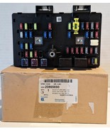 New 2008-2010 Saturn Vue 2.4l Engine Fuse Box Relay Junction Block 20865690 - €154,01 EUR