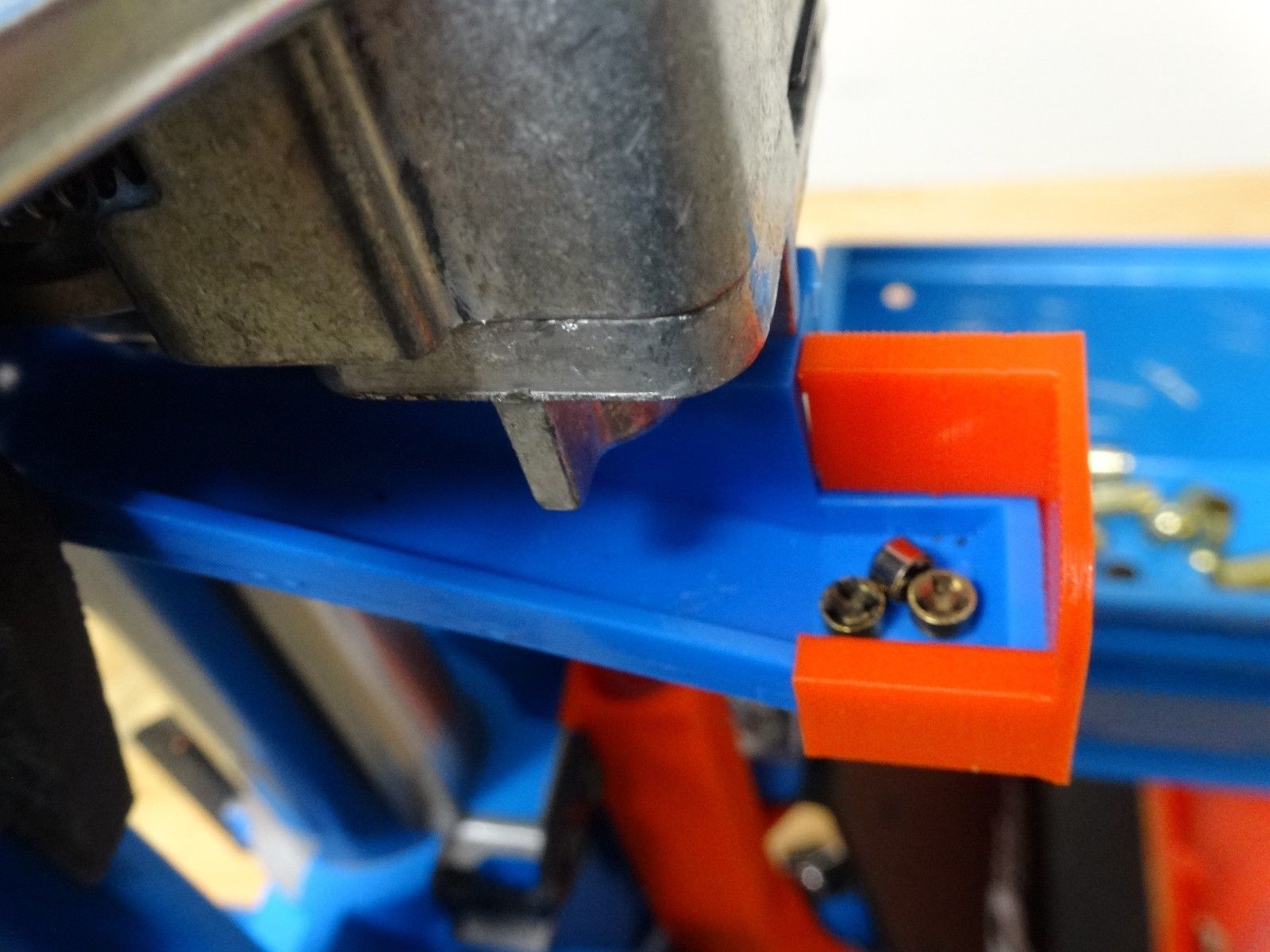 Dillon XL 650 missed Live Primer chute (ski jump) fix. - $4.50