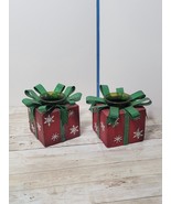 Set of 2 Christmas Present Shaped Tea Light Holders Metal Ribbon Green Red - $34.24 CAD